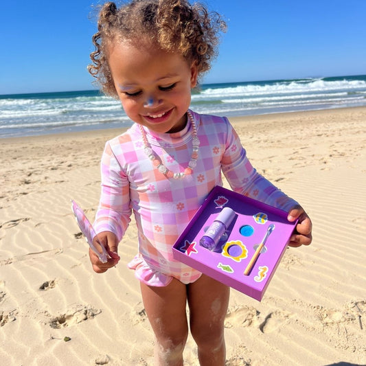 Best mermaid-themed makeup and hair gift set for kids